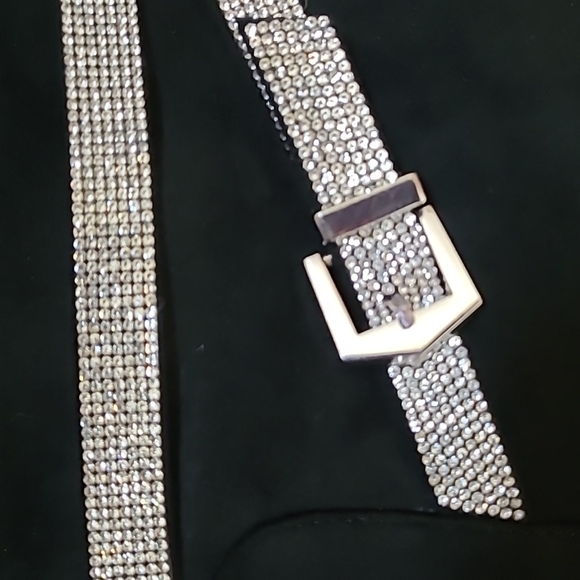 Beautiful Boots - Picture 2 of 8